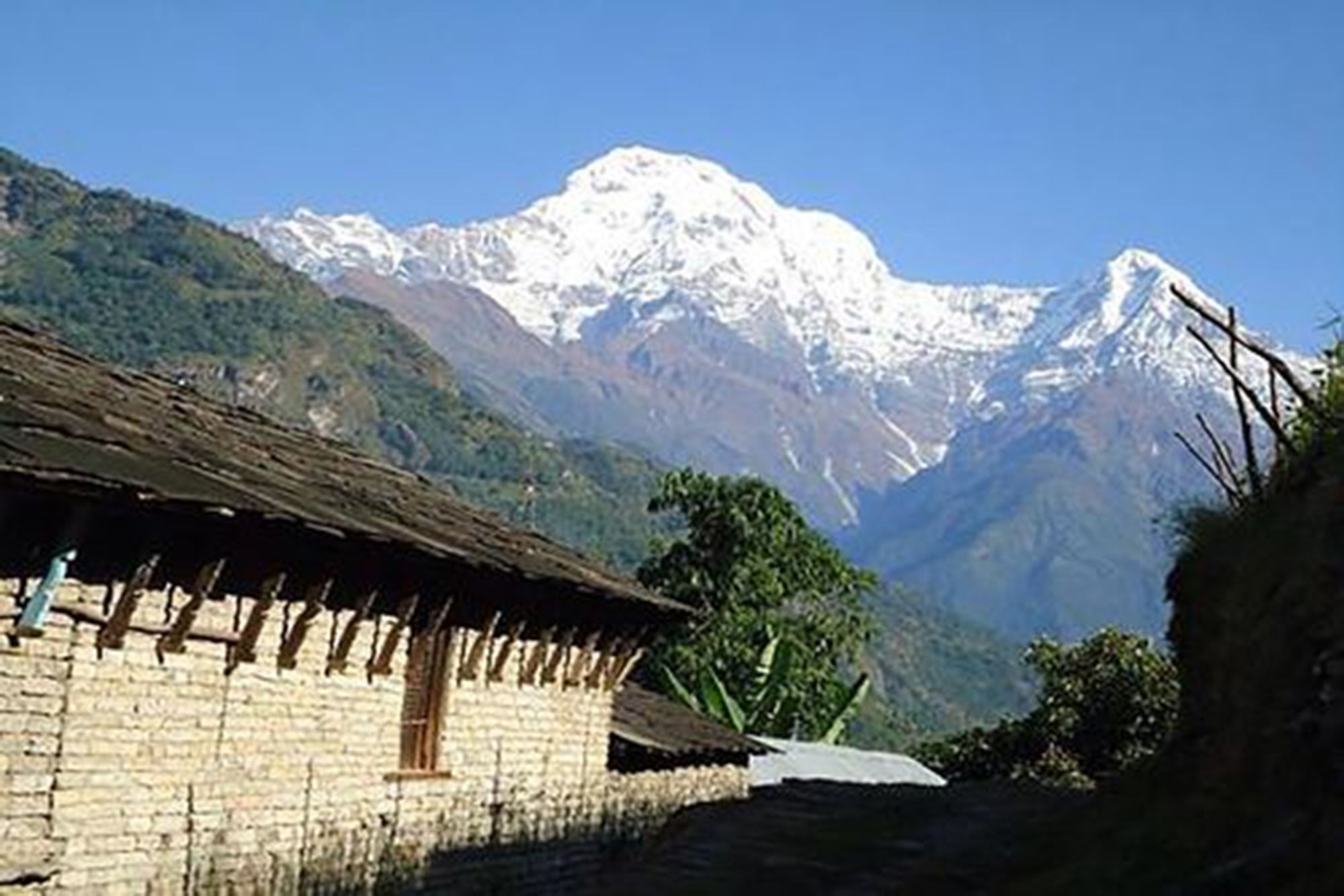 Hotel Rockland Pokhara Esterno foto